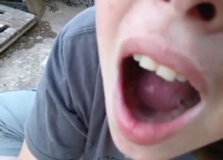 Zoophile girl treats that dog to a nice suckjob